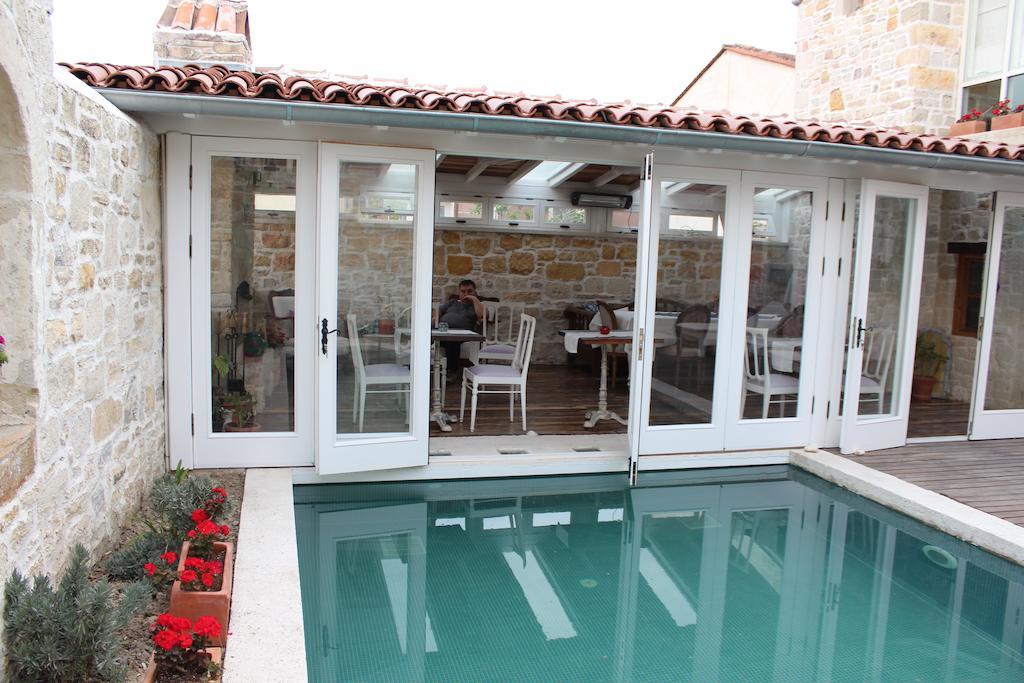 Eski Tas Hotel Cesme Exterior photo